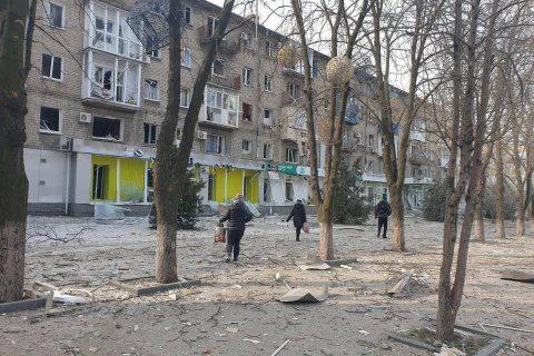 Уповноважений: у Маріуполі окупанти через шахрайські фінансові операції забирають у людей гроші та виманюють персональні дані