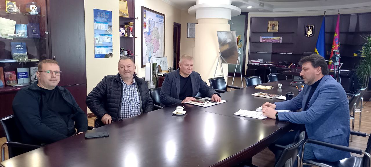 У Запоріжжі обговорили питання фіксації злочинів російської федерації проти України