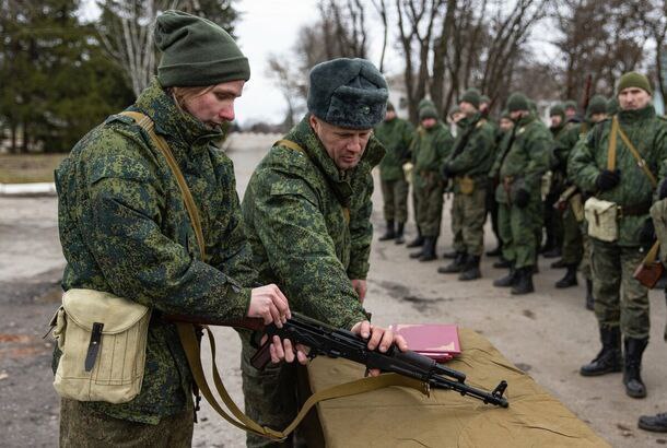 Уповноважений: на тимчасово окупованій території Донецької області триває примусова незаконна мобілізація молоді