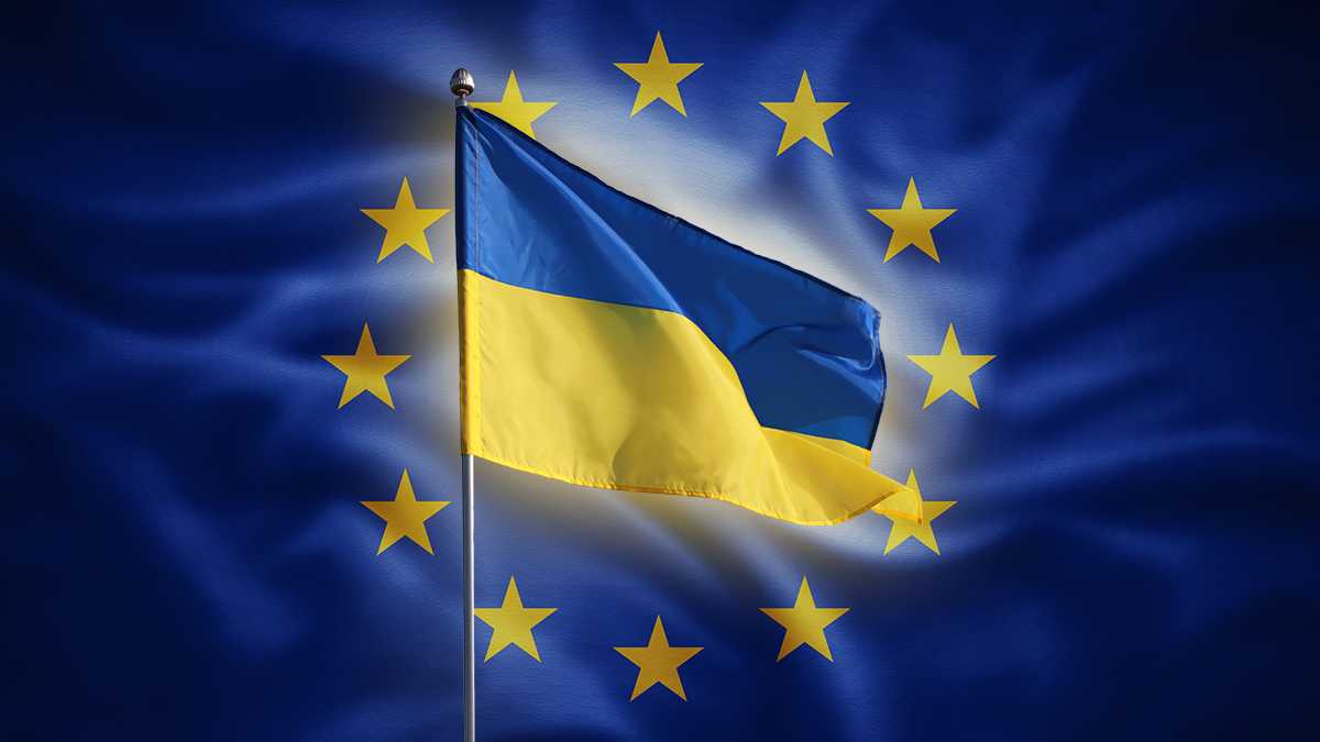 Увага! Працюють спеціальні телефонні лінії Європейського Союзу для громадян України