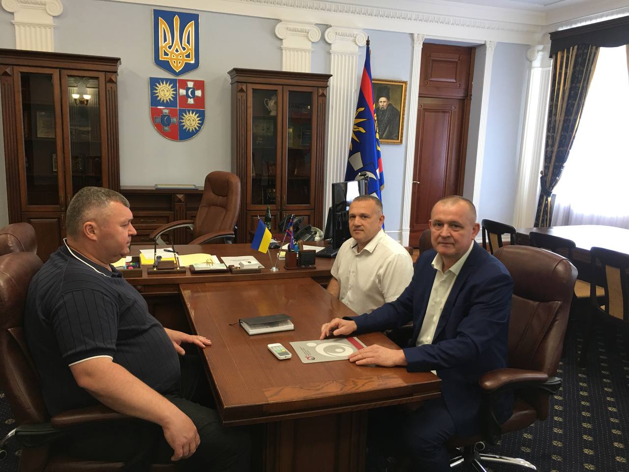 Представник Уповноваженого в центральних областях провів робочу зустріч з головою Вінницької облради щодо додержання конституційних прав і свобод під час дії воєнного стану