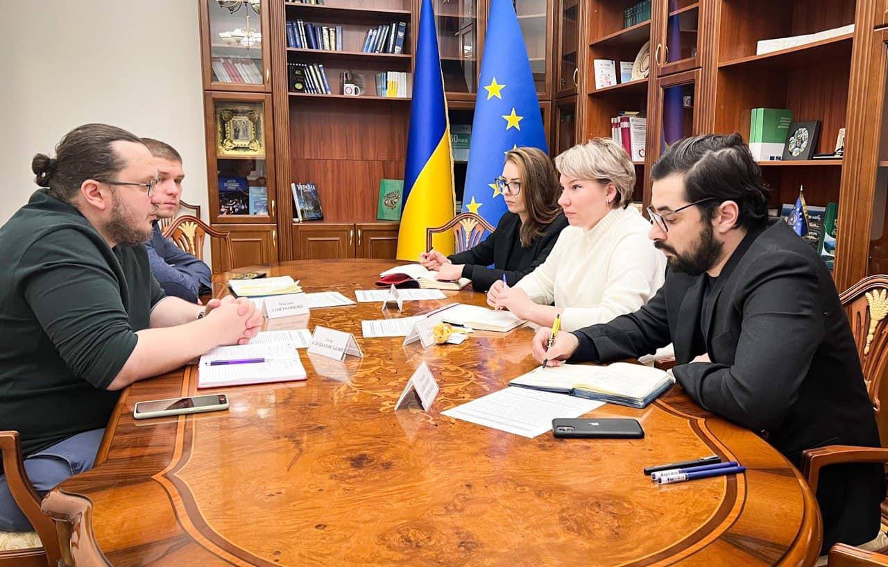Представник Уповноваженого обговорила з представниками Товариства Червоного Хреста України напрями подальшої співпраці
