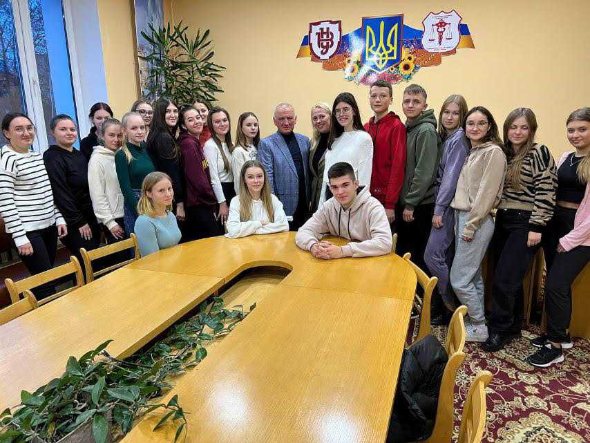 Просвітницький захід з нагоди 10 - річчя запуску НПМ в Україні для студентів Коледжу Волинського національного університету імені Лесі Українки