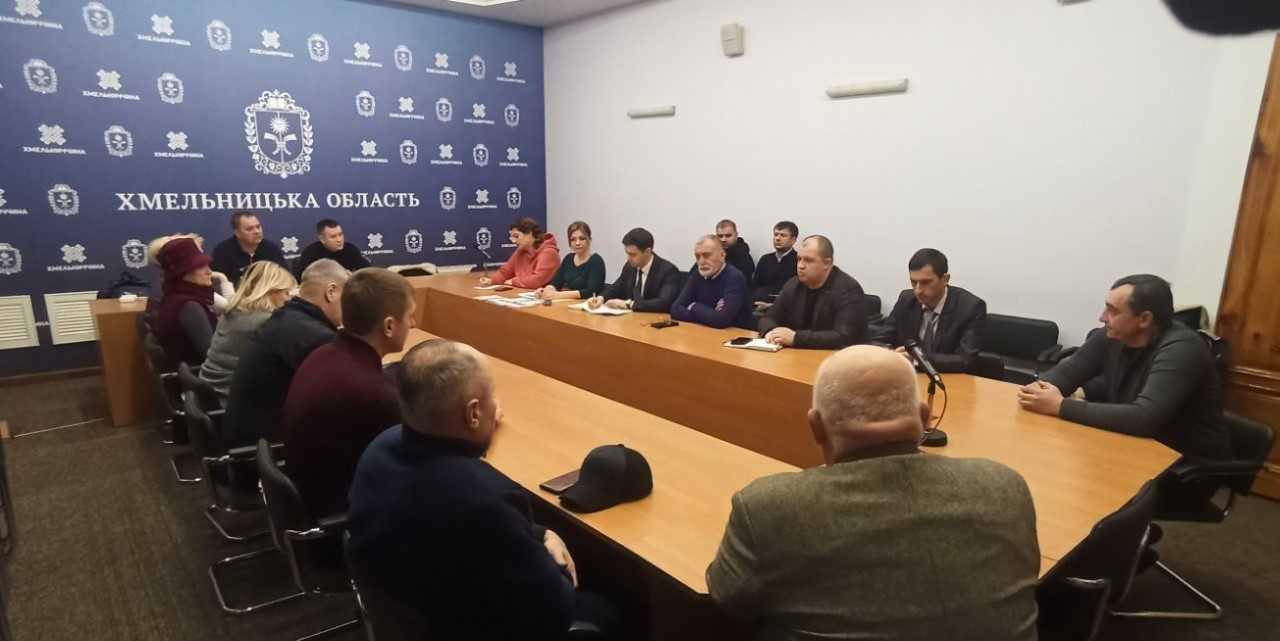 Працівник Офісу Омбудсмана взяла участь у засіданні Громадської ради при Хмельницькій обласній військовій адміністрації