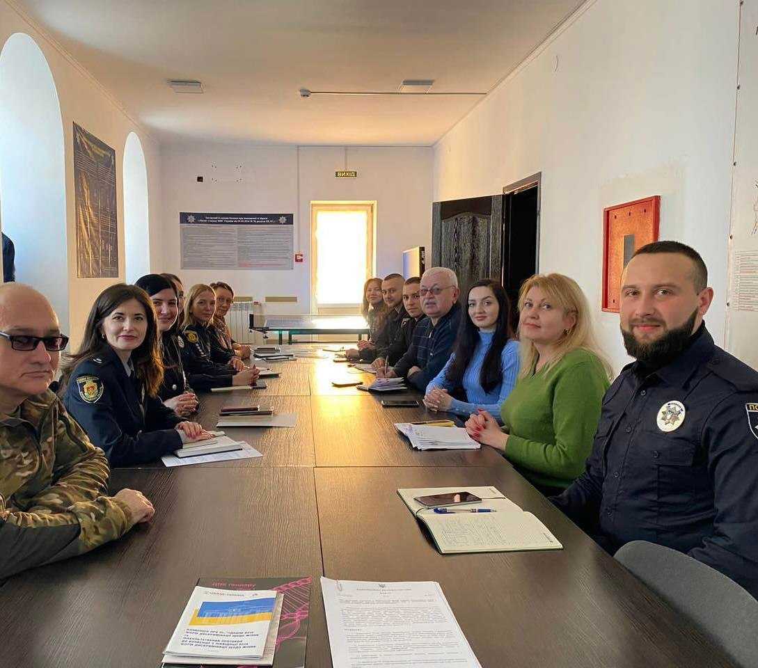 Круглий стіл з питань реалізації Державної стратегії забезпечення рівних прав та можливостей жінок і чоловіків на Кіровоградщині
