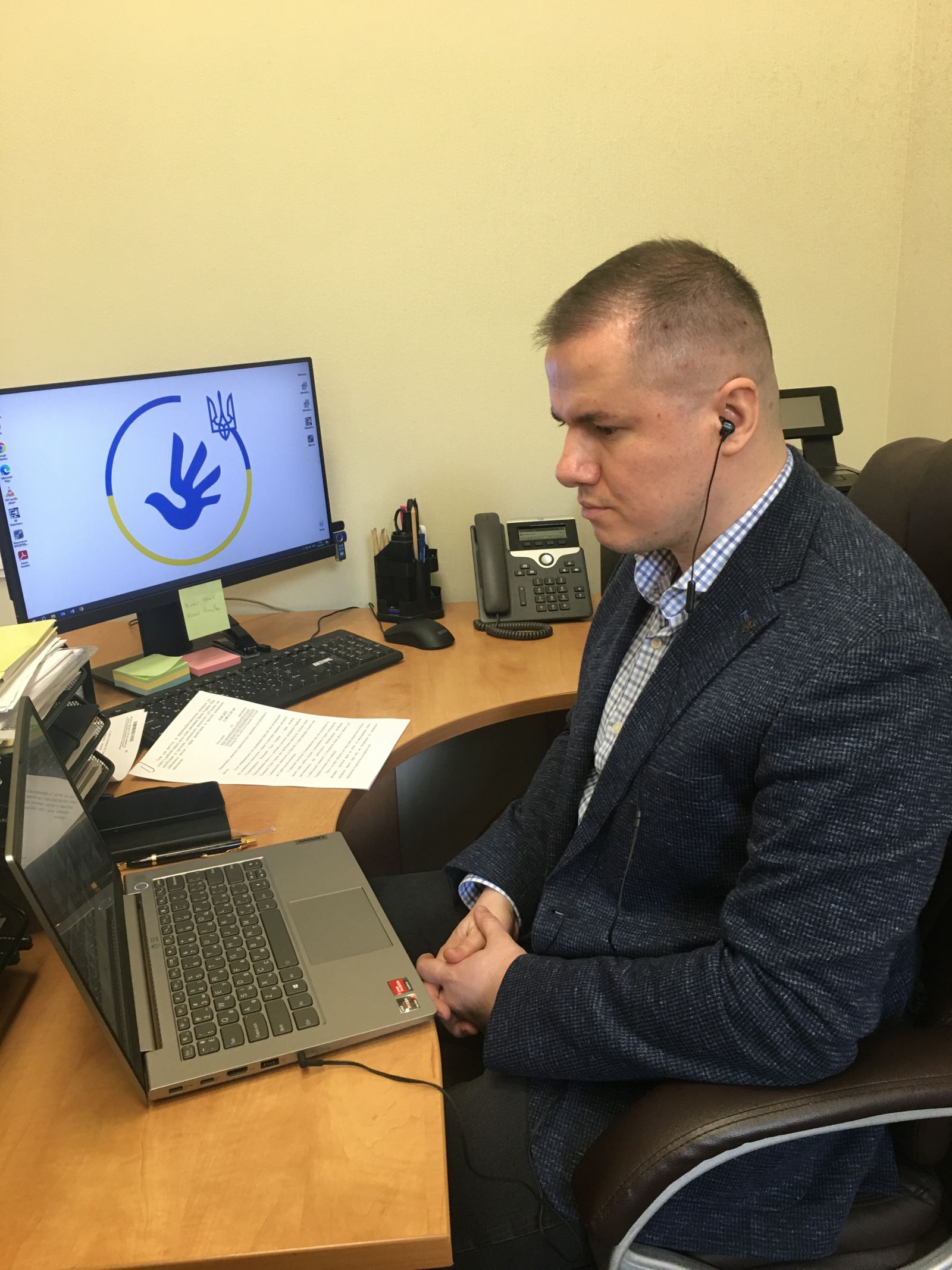 Допомога постраждалим від домашнього насильства: Представник Уповноваженого взяв участь у нараді щодо виконання Закону України «Про запобігання та протидію домашньому насильству»
