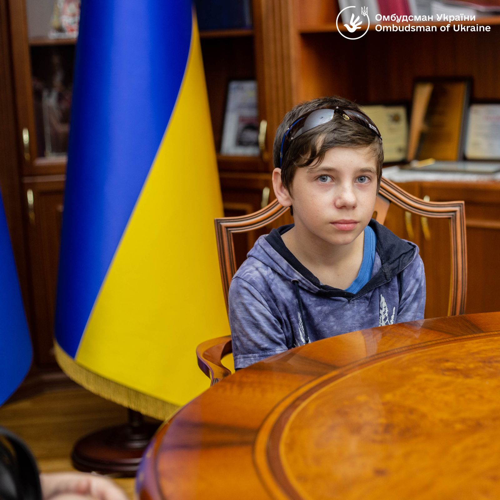 Офіс Омбудсмана допоміг повернути додому хлопчика та його матір, яка ледь не потрапила за ґрати в Росії