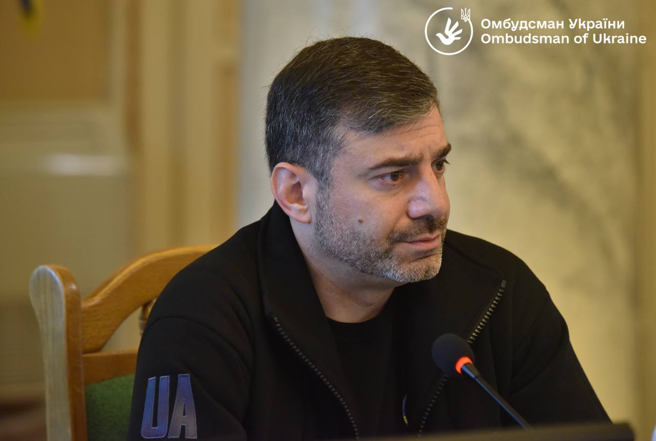 Уповноважений зустрівся у Львові з родичами військовополонених та зниклих безвісти за особливих обставин