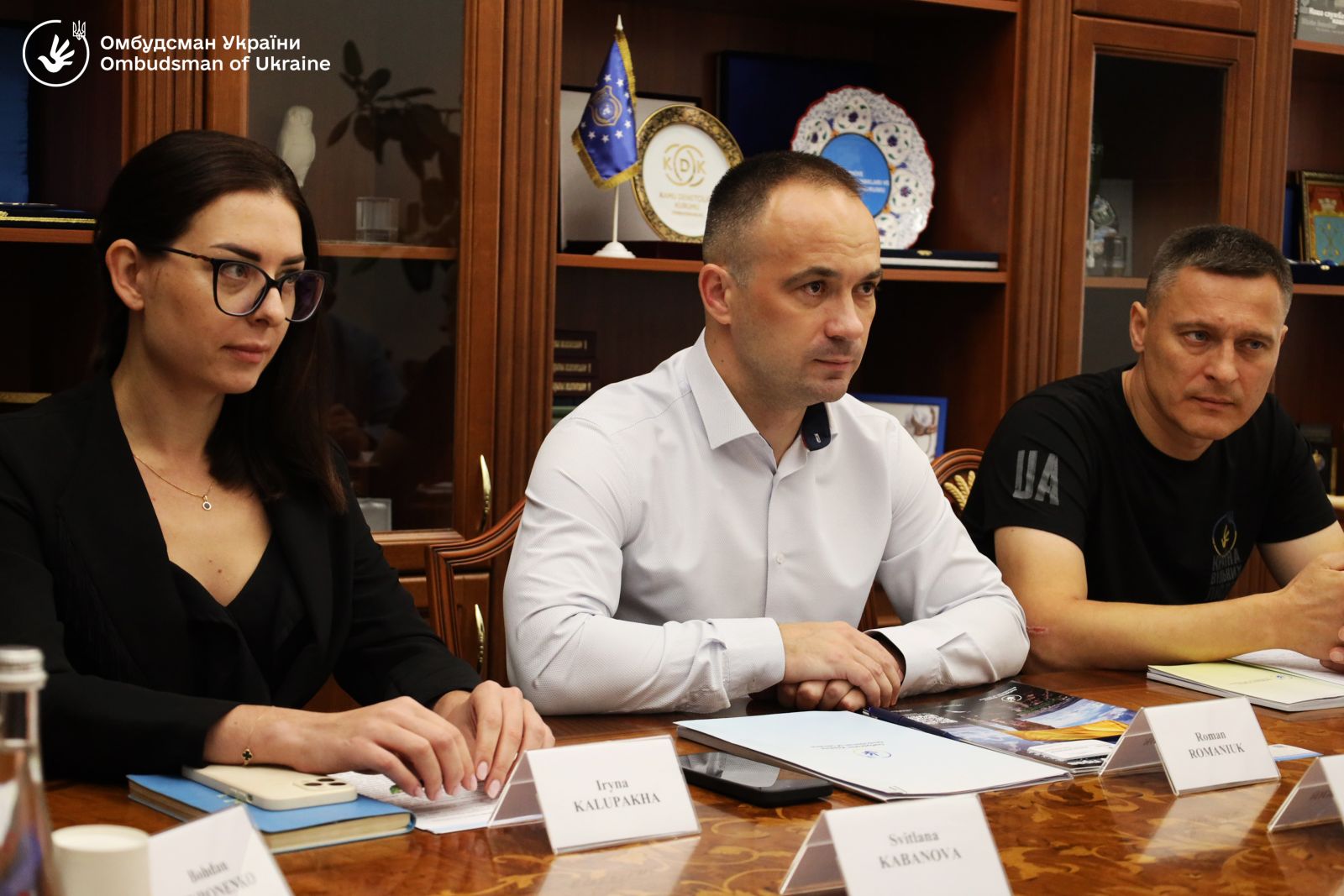В Офісі Омбудсмана обговорили депортацію дітей, порушення РФ прав військовополонених та проблеми ВПО в Україні