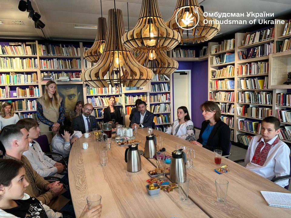 Омбудсман: Зустріч в Гаазі є потужним нагадуванням, що права дітей повинні бути захищені