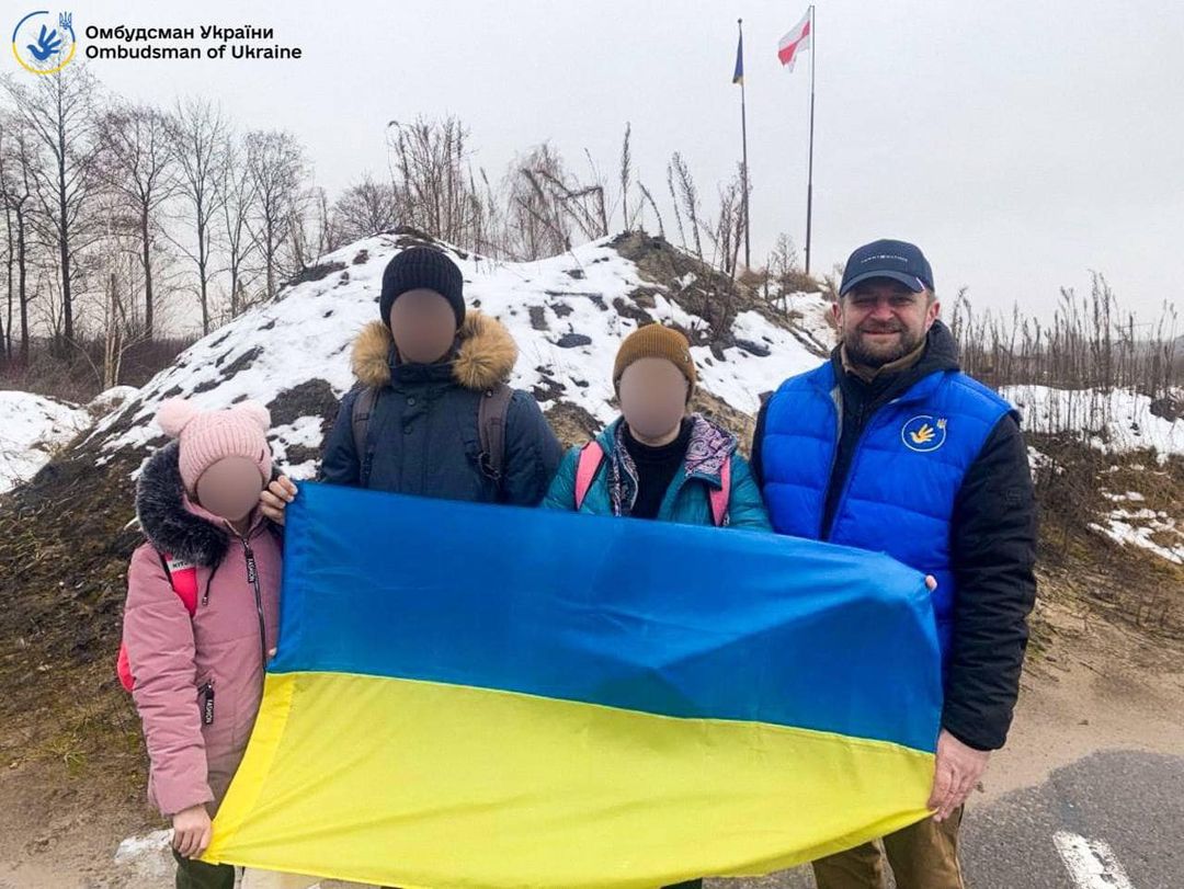 Омбудсман: додому повернули ще трьох українських дітей