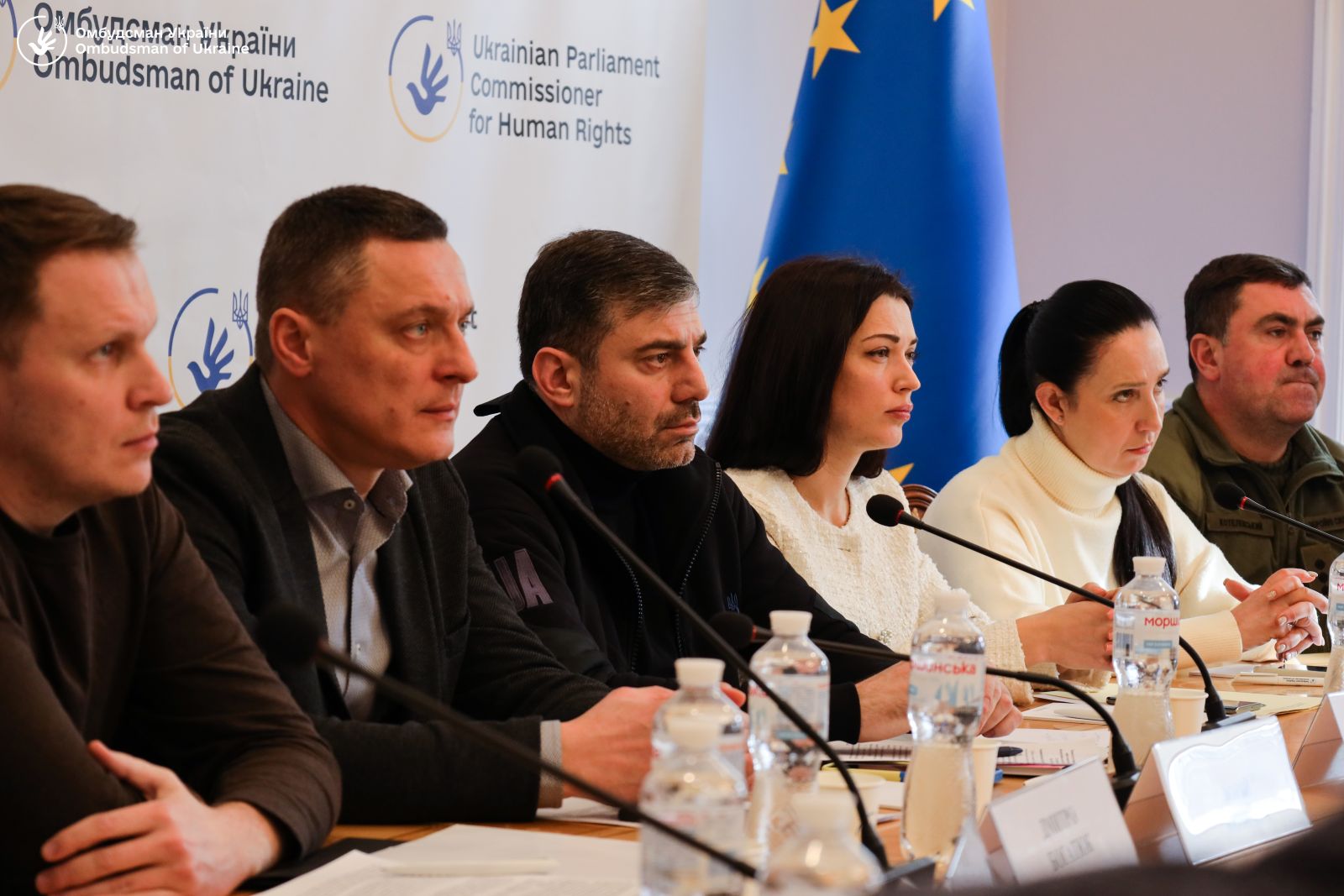 Омбудсман провів зустріч з членами родин полонених та зниклих безвісти військовослужбовців ВМС ЗСУ, які захищали Маріуполь
