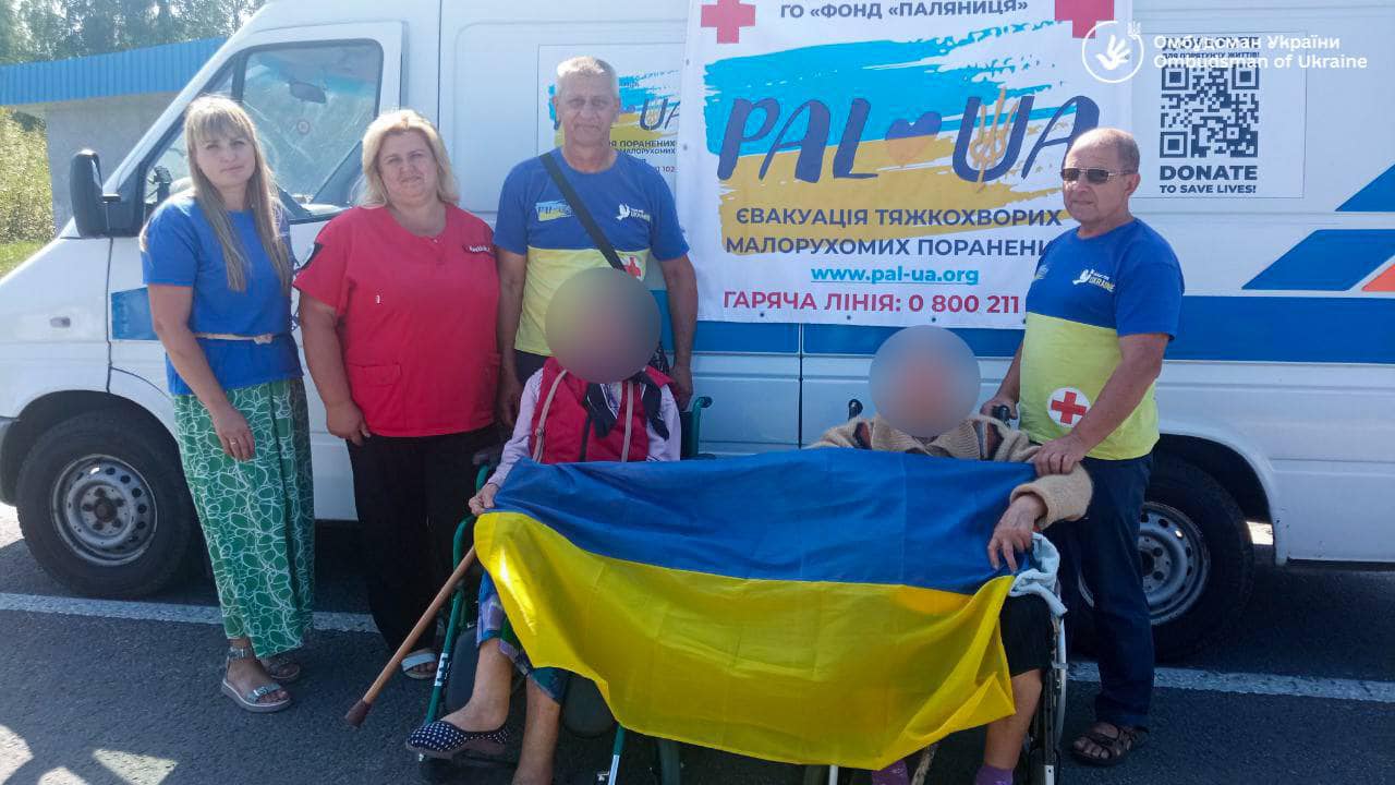 З ТОТ України вдалося повернути дві маломобільні жінки