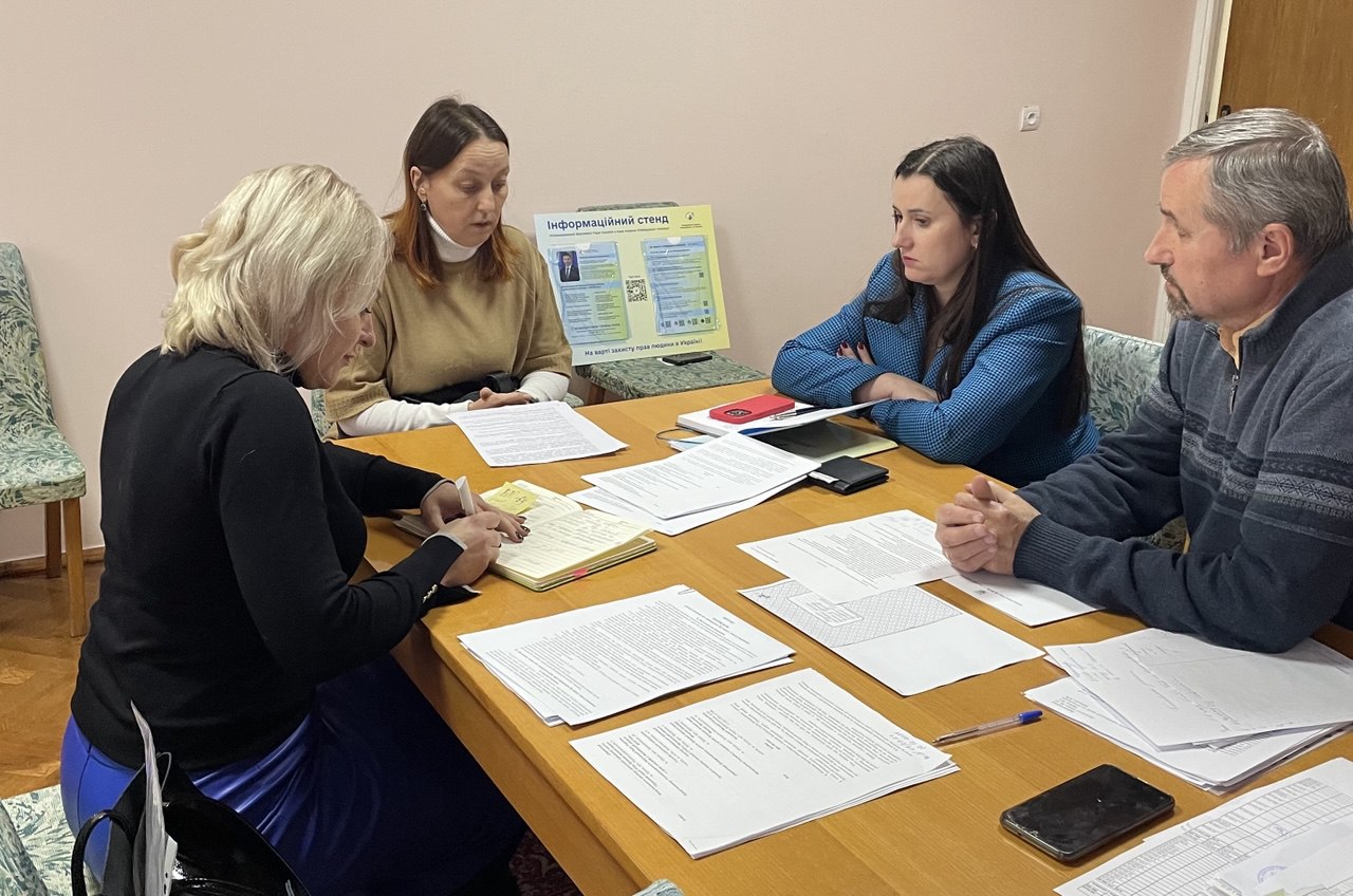Представниця Уповноваженого у Волинській області здійснила позаплановий моніторинговий візит до одного з ліцеїв у Луцьку за фактом повідомлення про булінг