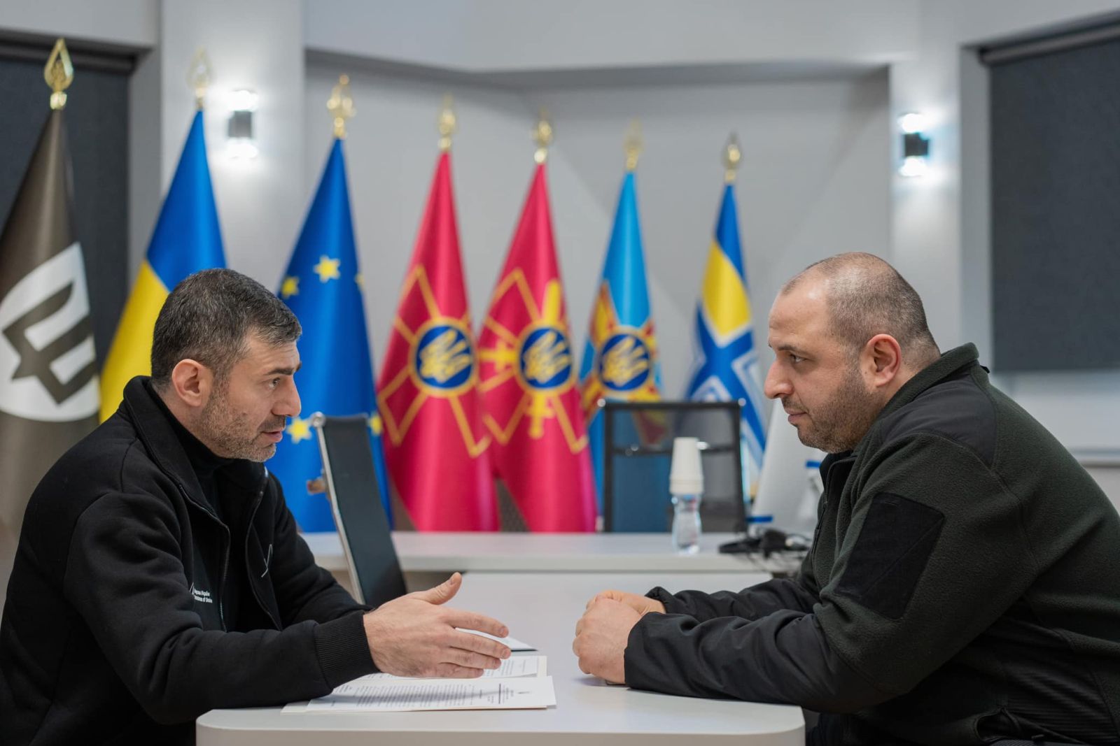 Права військових, мобілізація, підтримка рідних, чиї родичі зникли безвісти або потрапили у полон: Омбудсман України Дмитро Лубінець зустрівся з Міністром оборони України Рустемом Умєровим