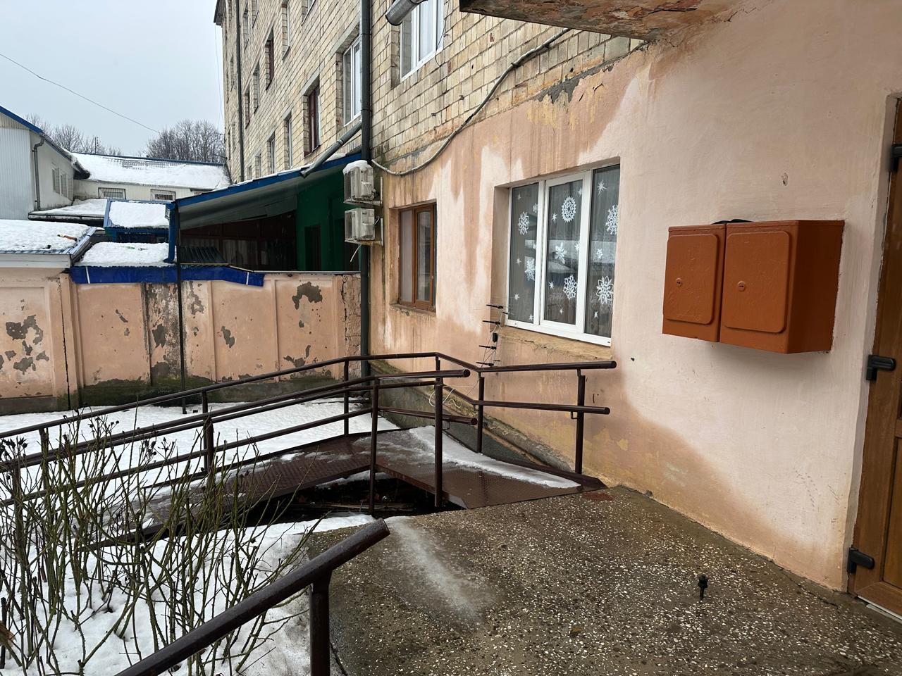 Право на гідні умови проживання ВПО у м. Чернівці: Офіс Омбудсмана України здійснив комплексний моніторинг