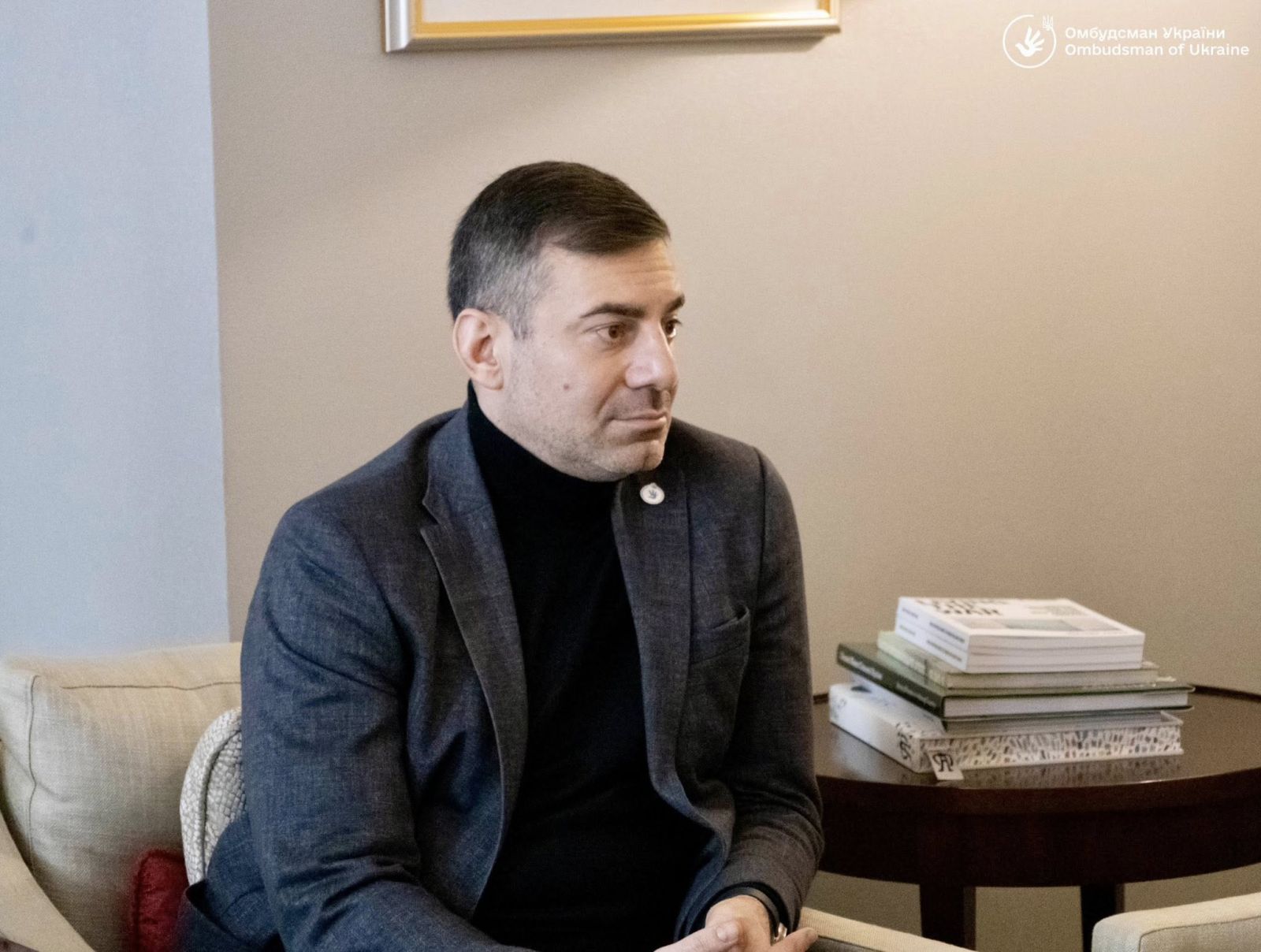Омбудсман України Дмитро Лубінець разом із Посол Канади в Україні пані Наталка Цмоць зустрілись із повернутими з полону українськими військовими.