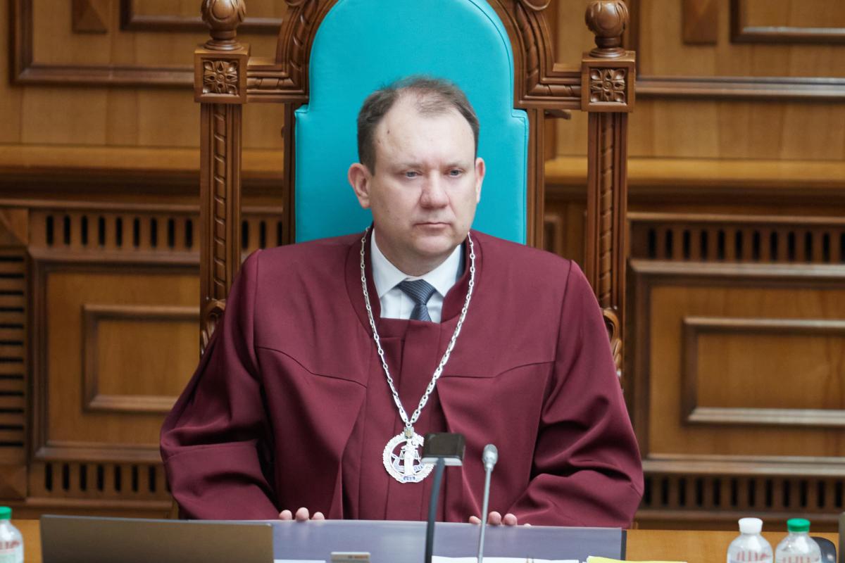 Конституційний Суд України продовжив розгляд справи щодо мораторію на виконання судових рішень
