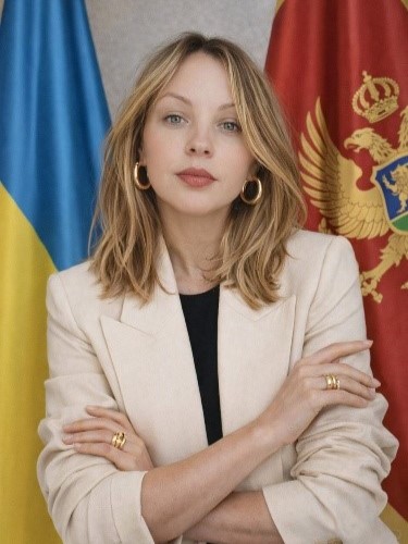 Юлія Дайнарович
